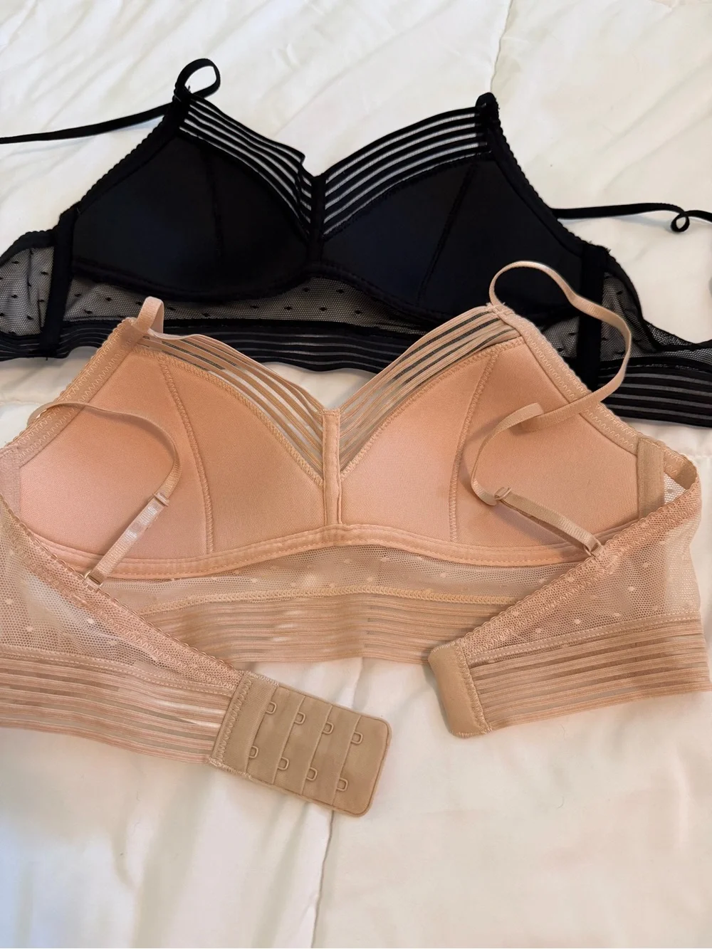 NWOT Women’s Sheer Mesh Wireless  Bralette - Black & Nude Set XS/S